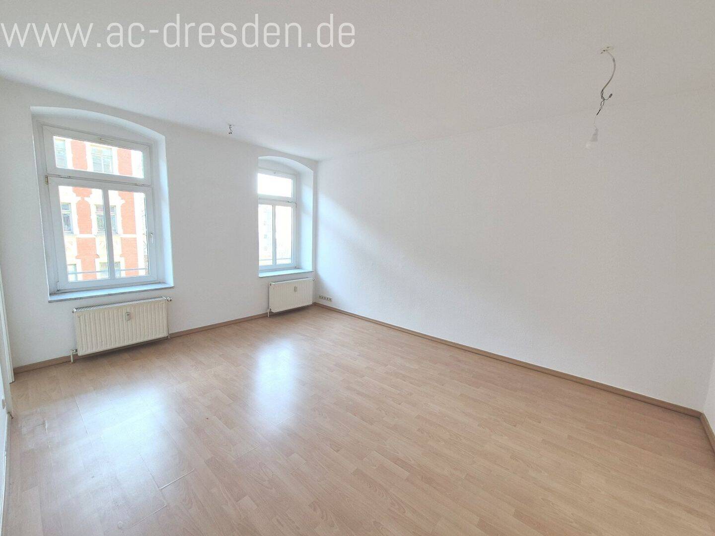 *** SOMMERAKTION - 3 Monate mietfrei *** Lichtdurchflutete und großzügige 2-Zimmer-Wohnung im begehrten Stadtteil Schlosschemnitz – Chemnitz – Vorschaubild 2