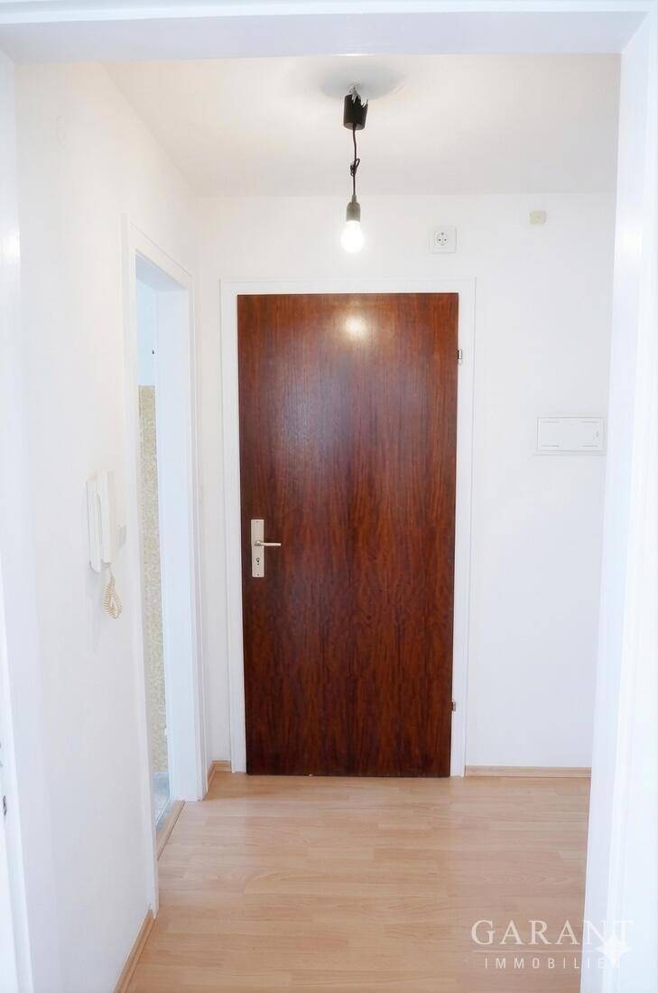 Klein, fein, rentabel - Vermietete Wohnung mit Balkon – München – Vorschaubild 9