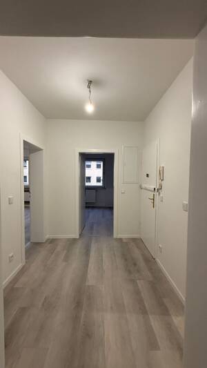 Helle 3-Zimmer-Wohnung mit Balkon und modernem Wohnkomfort – 45147 Essen – Vorschaubild 5