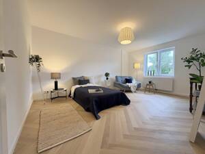 Erstbezug nach Sanierung: Großzügige 4,5-Raum-Familienwohnung mit Balkon & Fischgrätparkett – 45131 Essen – Vorschaubild 3
