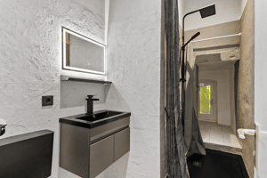 BEZUGSFREI – Ruhig gelegene 2-Zimmer-Altbauwohnung im beliebten Schillerkiez in Neukölln – 12049 Berlin – Vorschaubild 8