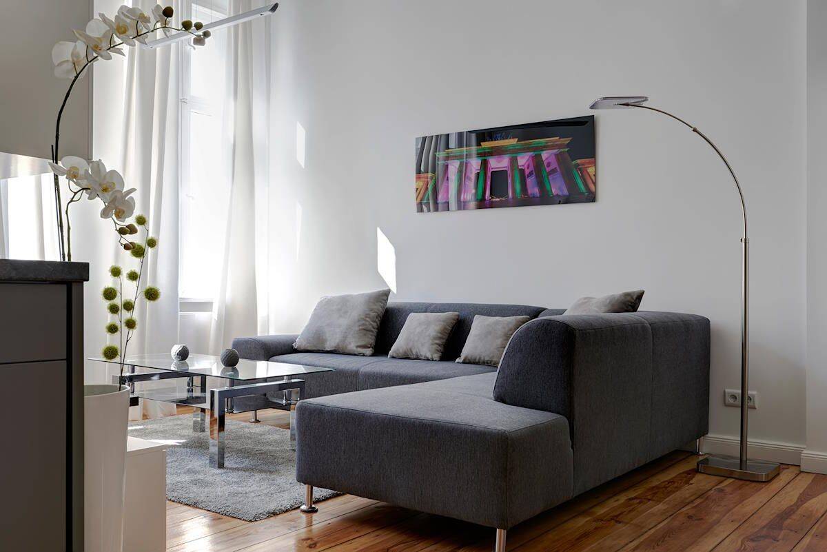 Kernsanierte 2-Zimmer-Altbauwohnung in ruhiger Innenhoflage – Berlin – Vorschaubild 4