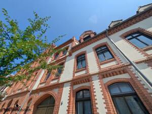 ++ wohnen über den Dächern der Stadt: charmante 3-Raum Wohnung als Maisonette ++ – 8056 Zwickau – Vorschaubild 3