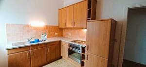 Ruhige, sonnige 2 Zim.DG Wohnung mit EBK! Ohne Balkon! – 93059 Regensburg – Vorschaubild 2