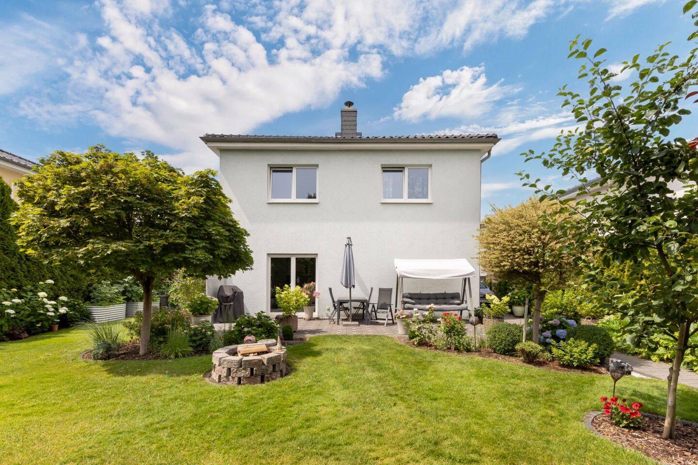 Zuhause in Rudow - Stadtvilla mit ca. 125 m² Wohnfläche und Traumgarten