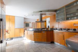 Großzügigkeit neu gedacht - Villa mit Pool auf dem Lerchesberg – 60598 Frankfurt am Main – Vorschaubild 6