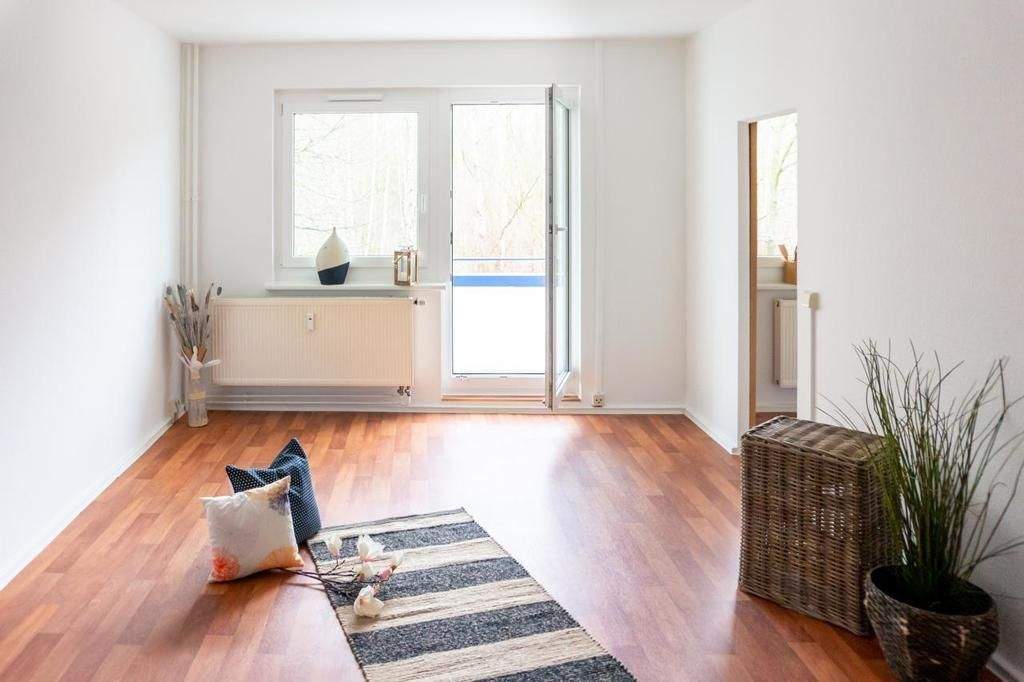 2-Raum-Wohnung mit Balkon nahe Vita-Center – Chemnitz – Bild 1 von 4