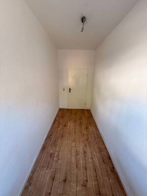 Familiengerechte 4-Zimmer-Wohnung in Erfurt mit moderner Ausstattung – 99089 Erfurt – Vorschaubild 3