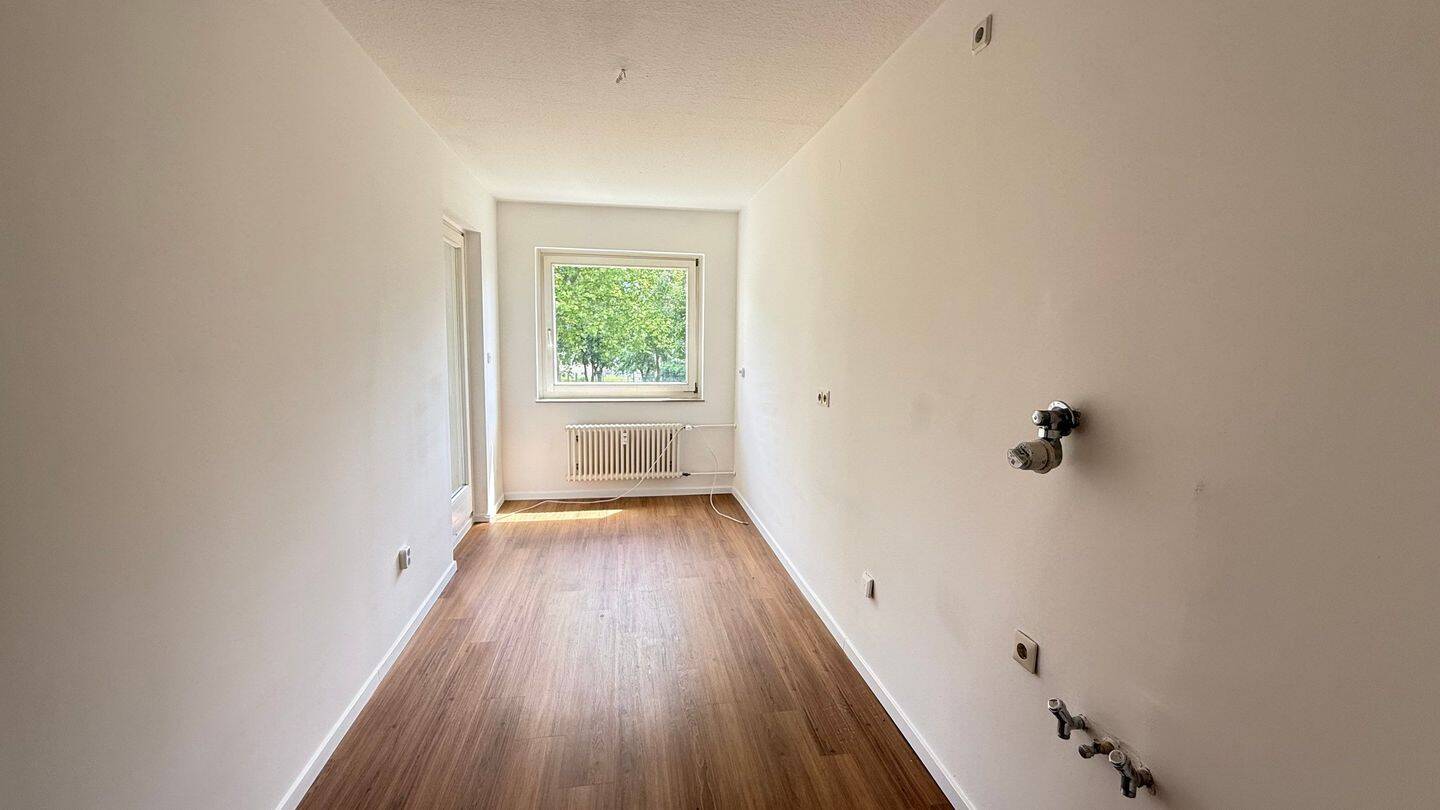 Charmante 2-Zimmer-Wohnung in Kassel mit Balkon – Kassel – Vorschaubild 3