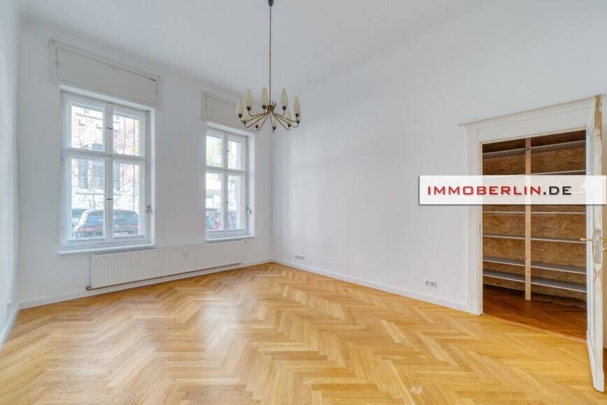 IMMOBERLIN.DE - Feine Altbauwohnung in ruhiger Lage nahe Ku'damm – Berlin – Bild 1 von 9