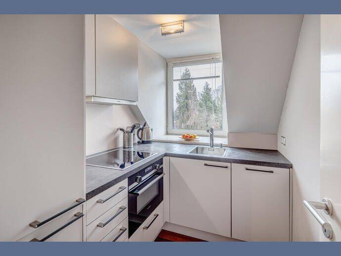 Möbliert: Helle möblierte 2-Zimmer-Wohnung zur Miete – München – Vorschaubild 7