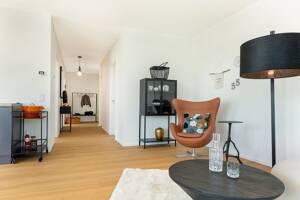 Stadt vor der Tür, Ruhe hinter der Scheibe - Neubau mit Loggia & A+ – 22393 Hamburg – Vorschaubild 9