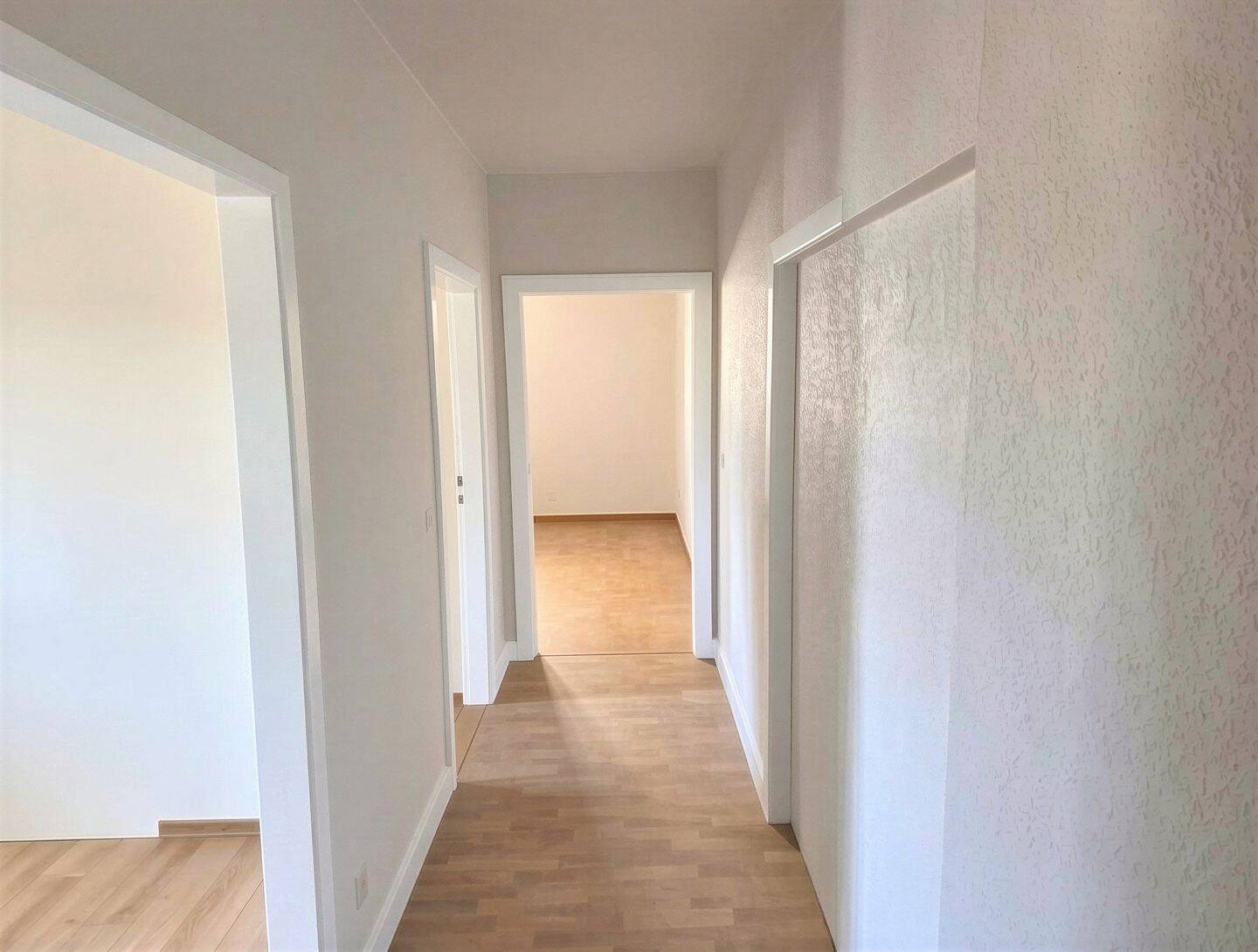 Gemütliche 2 Raum Wohnung sucht neue Mieter – Leipzig – Vorschaubild 2