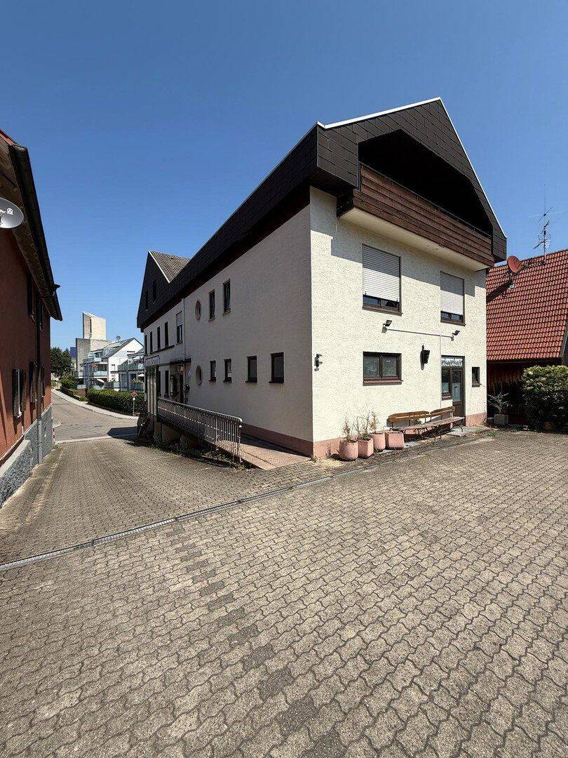 Große 2,5 Zimmer Wohnung mit riesigem Wohnzimmer – Ettlingen – Vorschaubild 9