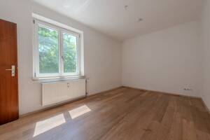 AIGNER - Idyllisches Wohnen mit eigenem Garten im ensemblegeschützten Quartier "Alte Heide" – 80805 München – Vorschaubild 2