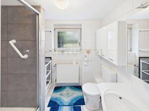 Seltene Feldrandlage | Freistehender Bungalow mit Einliegerwohnung & großem Potenzial – 65205 Wiesbaden – Vorschaubild 9