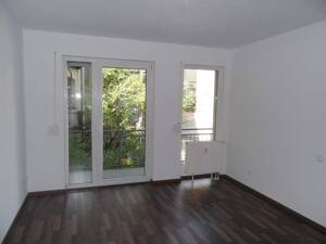 Nürnberg St.Peter: schöne 3-Zimmerwohnung mit bodentiefem Fensterelement; Aufzug; Tiefgarage - Nähe Wöhrder See und Hochschule – 90478 Nürnberg – Vorschaubild 4