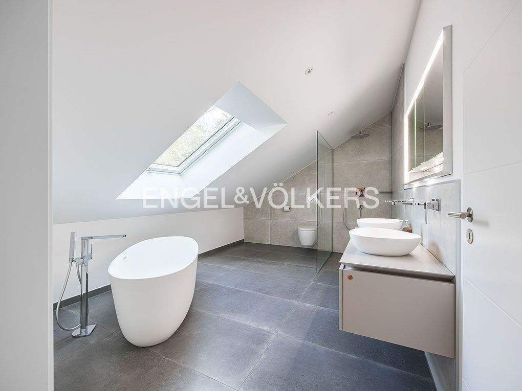 Treten Sie ein in ein luxuriöses Wohnerlebnis – Stil, Ruhe und perfekte Anbindung in vollendeter Harmonie. – Hemhofen – Vorschaubild 7