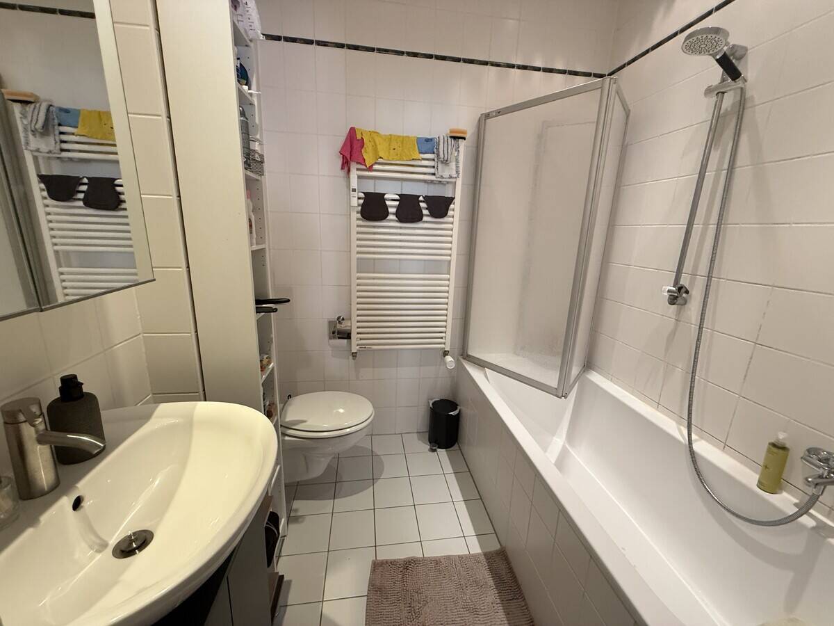 Super geschnittene 2,5 Zimmer mit Einbauküche! – Dresden – Vorschaubild 7