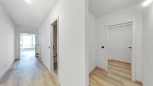 Renovierte Etagenwohnung mit sofortiger Verfügbarkeit im Gerichtsviertel Oldenburg – 26135 Oldenburg – Vorschaubild 2