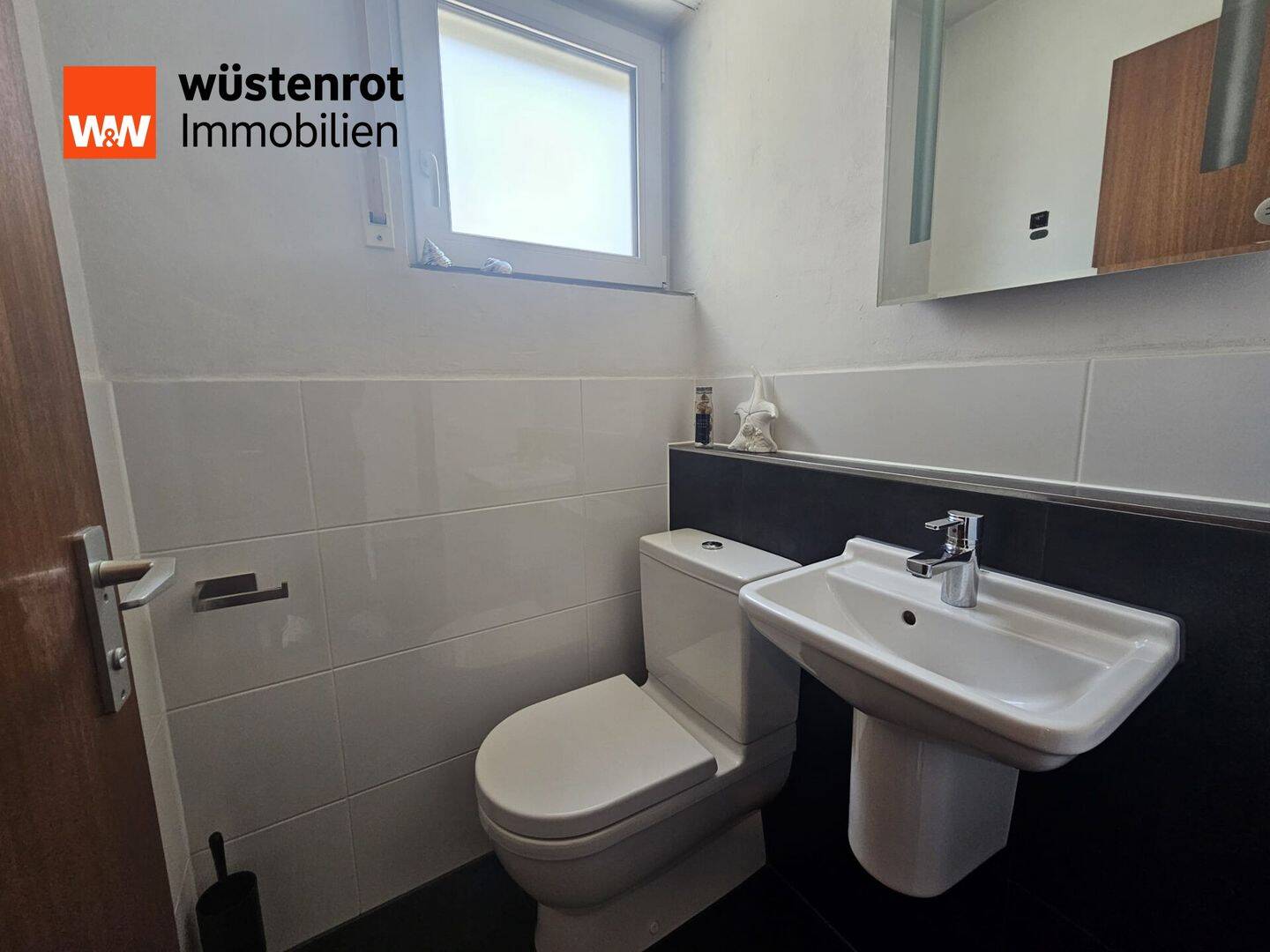 Komplettes Haus als Doppelhaushälfte mit toller Ausstattung in sehr guter Wohnlage von Gärtringen! – Gärtringen – Vorschaubild 8