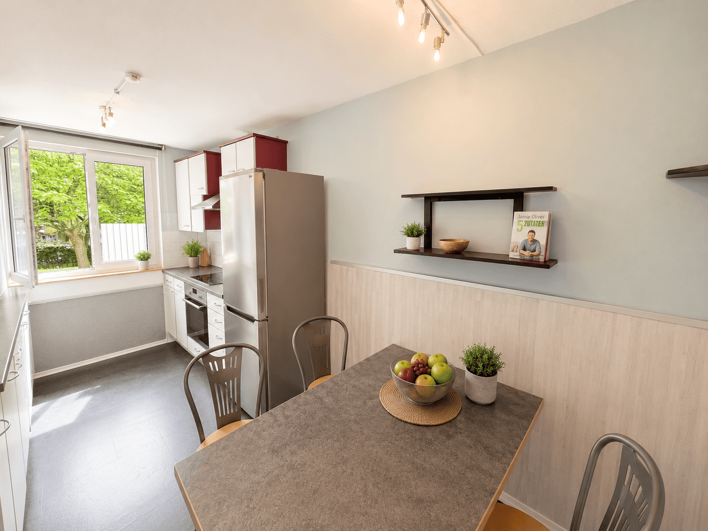 Viel Platz für Ihre Zukunft - attraktive 4-Zimmer-Wohnung in gepflegter Anlage! – München – Vorschaubild 7