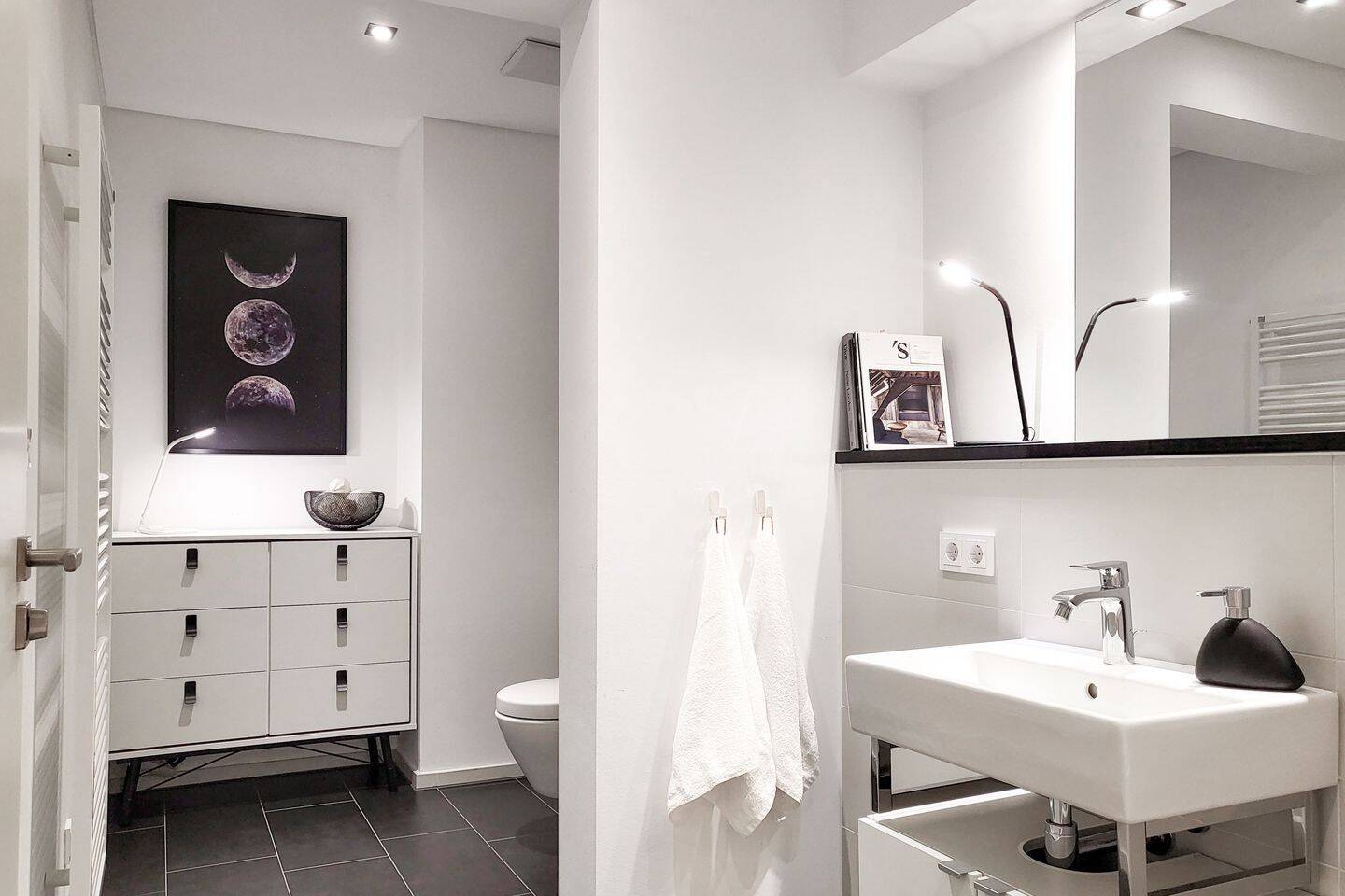 Luxuriöse 3-Zimmer-Wohnung 112 m²+ Parkplatz in Berlin-Mitte - PROVISIONSFREI - (No Commission) – Berlin – Vorschaubild 5