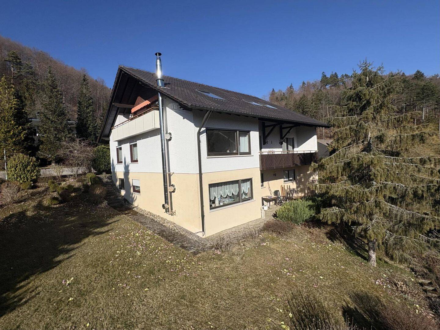 Wohnen mit Perspektive - Einfamilienhaus mit ELW – Albstadt – Vorschaubild 7