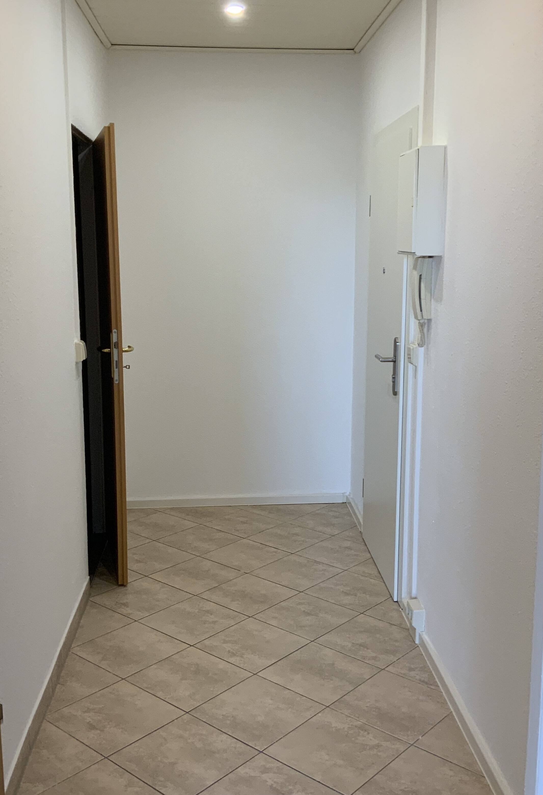 Hübsches Apartment mit Loggia – Chemnitz – Vorschaubild 5