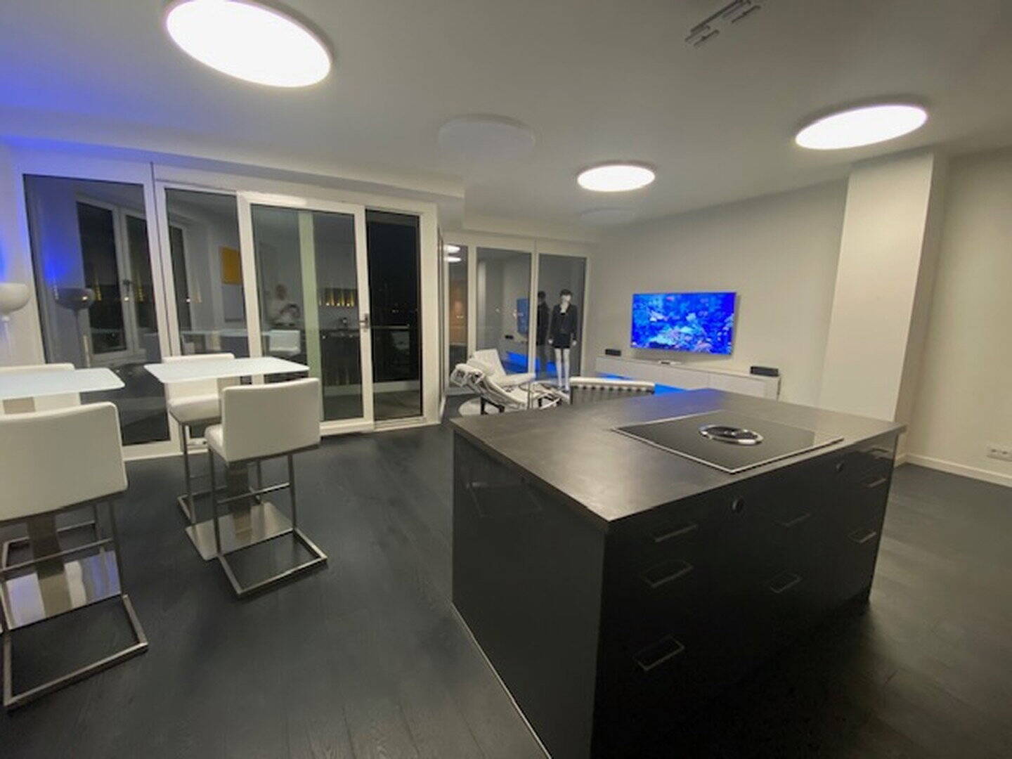 Luxus Design Appartement mit Elbblick – Hamburg – Vorschaubild 5