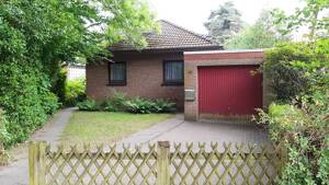 Charmantes Einfamilienhaus mit Garage in familienfreundlicher Lage – 26127 Oldenburg – Vorschaubild 2