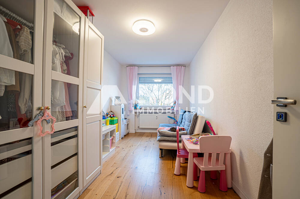 Diese schöne 4 Zimmer Wohnung sucht Sie als neuen Eigentümer! – Neu-Ulm – Vorschaubild 4