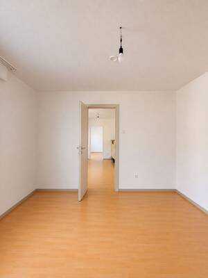 Zentral gelegene 3-Zimmerwohnung im angesagten Stuttgarter Süden – 70182 Stuttgart – Vorschaubild 4