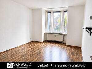 Helle 2,5-Zimmer-Wohnung mit guter Anbindung