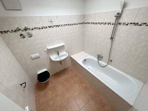 Ihr neues Zuhause: Charmante 3-Raumwohnung mit Balkon in Magdeburgs Altstadt – 39104 Magdeburg – Vorschaubild 7