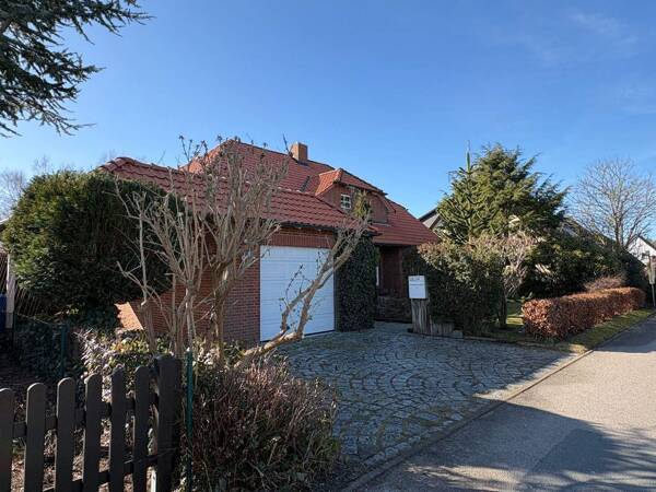 Einfamilienhaus in 18442 Steinhagen mit 185 m² kaufen
