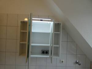 Helle 2 Raum-Wohnung mit neuwertiger Einbauküche im DG - helles Bad + neuw. Dämmung auch im DG NKM 450,00 ab 01.09.2026 oder später – 45144 Essen – Vorschaubild 8