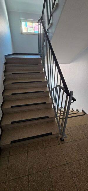 GELEGENHEIT!!! TOP RENOVIERTE 3 ZIMMER DACHGESCHOSS WOHNUNG in DUISBURG - RHEINHAUSEN - MITTE!!! – 47226 Duisburg – Vorschaubild 3
