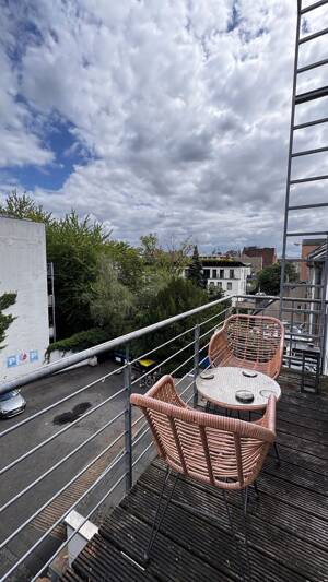 Helles 1-Zimmer-Apartment mit Balkon – 50668 Köln – Vorschaubild 1