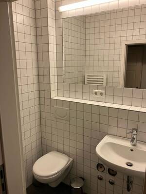 Hochwertige möblierte Zimmer in Studenten-WG am Erlanger Burgberg – 91054 Erlangen – Vorschaubild 8
