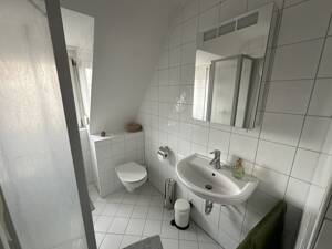***WG-geeignete, geräumige und helle 2 ZW mit Wohnküche, gute Lage Sanderau*** – 97072 Würzburg – Vorschaubild 5