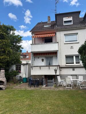 WOHNEN ---- ANLAGE ----- ARBEITEN FFM --- DHH ---- ZWEIFAMILIENHAUS MIT 2 Balkonen + 1 GARAGE UND 1 PKW ABSTELLPLATZ SCHÖNER GARTENBEREICH --- 382m2