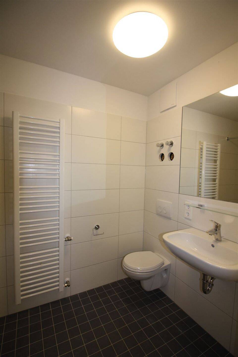 ! Moderne 1-Zimmer-Apartment, mit Balkon in Würzburg Nähe Uni-Klinik ! – Würzburg – Vorschaubild 9