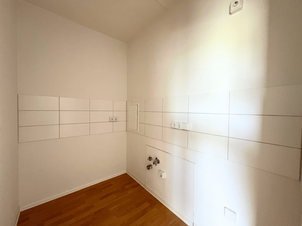 Gemütliche 1-Raumwohnung mit Loggia - anmietbar ab 01.09.2026 – Chemnitz – Vorschaubild 5
