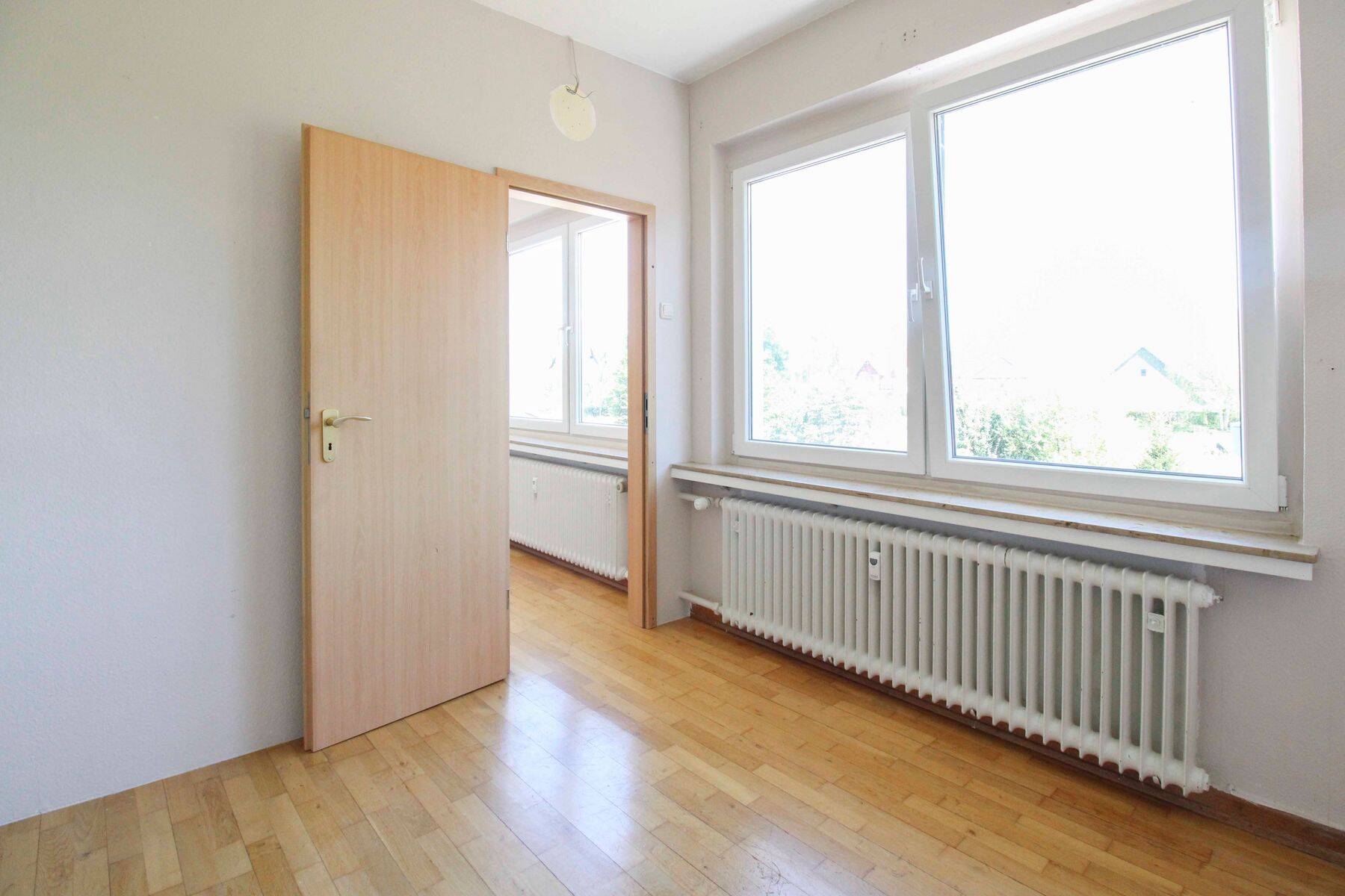 Eigenbedarf oder Vermietung: Modernisiertes MFH mit viel Potential in Rhüden – Seesen – Vorschaubild 8