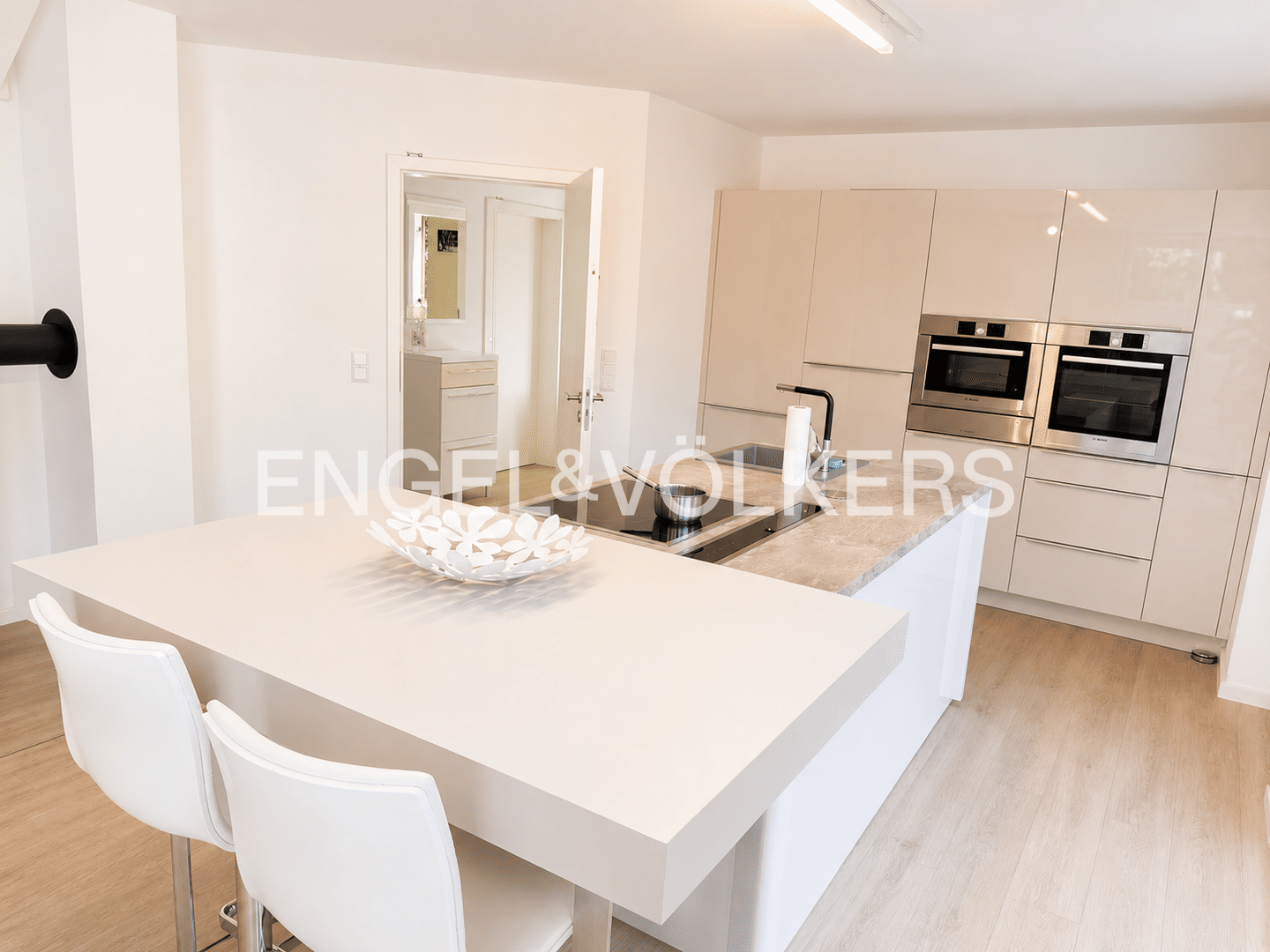 Ein Logenplatz am See - Exklusives Wohnen in privater Bestlage von Pinnow – Pinnow – Vorschaubild 6