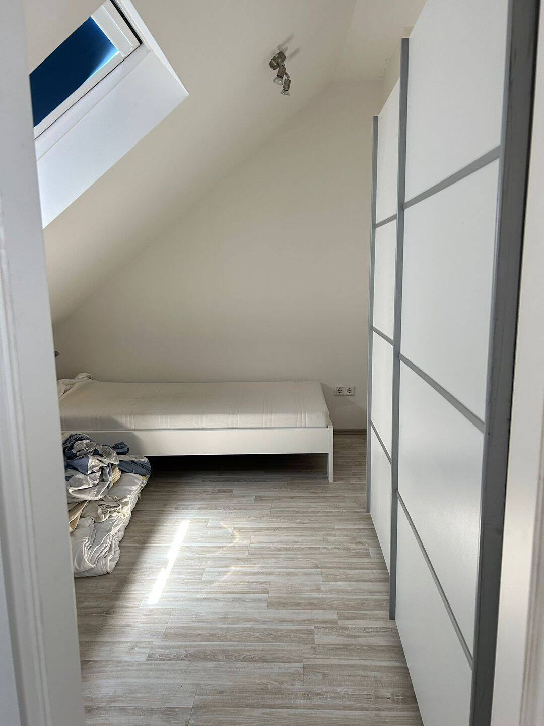 Möblierte 2,5 Zimmer Dachgeschoss Wohnung – Essen – Vorschaubild 7