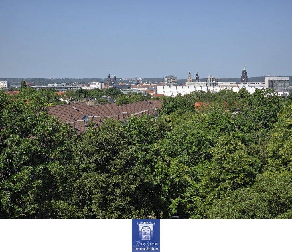 Traumhaftes Wohnen mit Aussicht - Balkon! Lift!