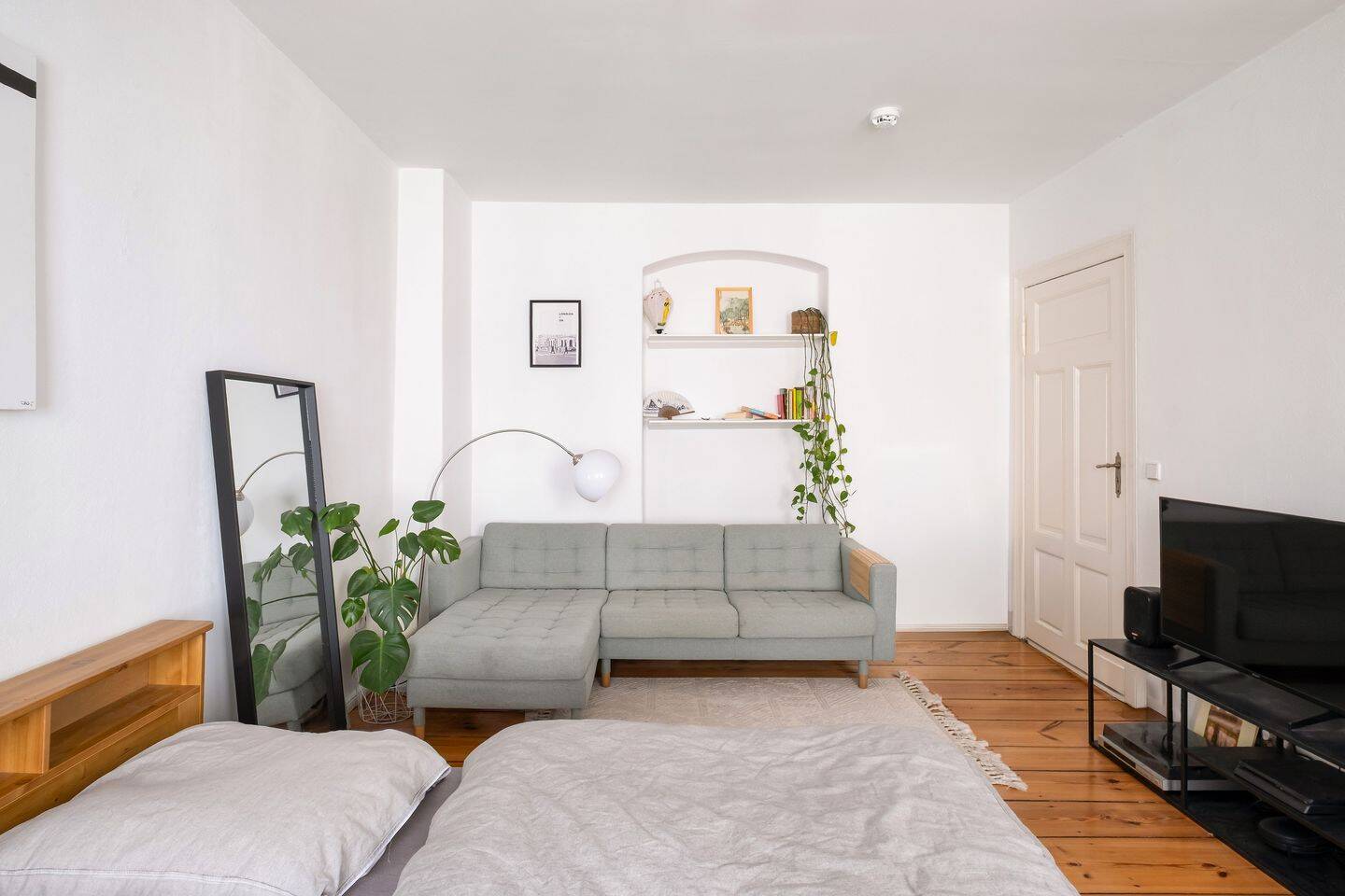 Urban Living in Moabit: 1-Zimmer-Apartment mit Altbaucharme – Berlin – Vorschaubild 2