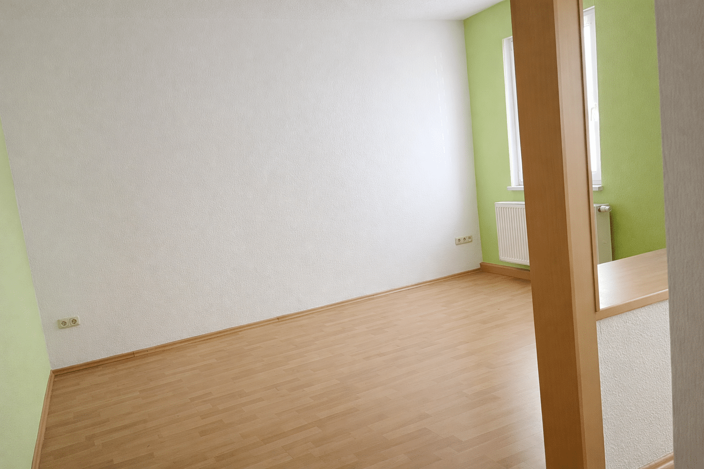 Attraktives Mehrfamilienhaus mit Entwicklungspotenzial - solides Investment mit Ausbaureserve – Viernau – Vorschaubild 3